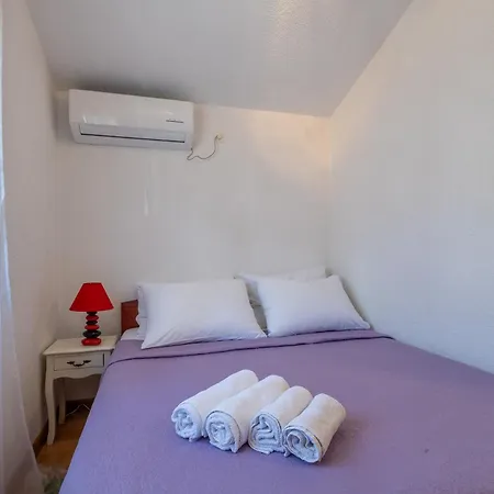 Apartament And Niko Bol