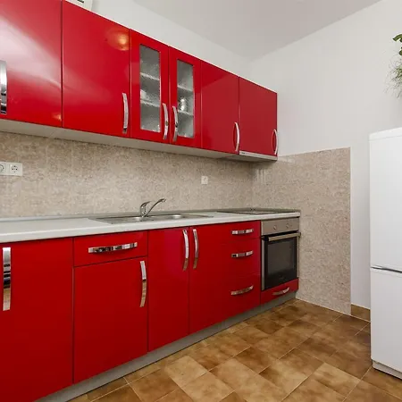 Appartement And Niko Bol