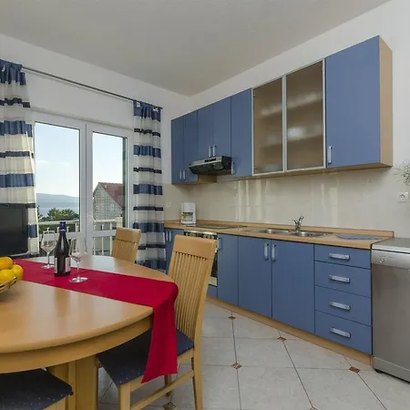Apartament And Niko *