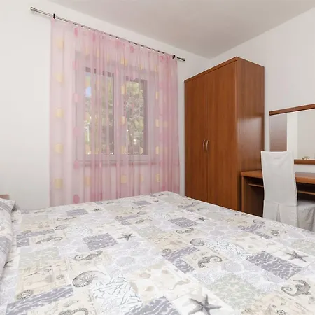 And Niko Appartement Bol