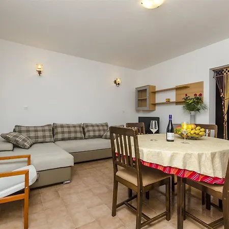 And Niko Appartement *
